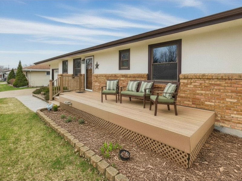 207 Inner Dr, Montgomery, MN 56069