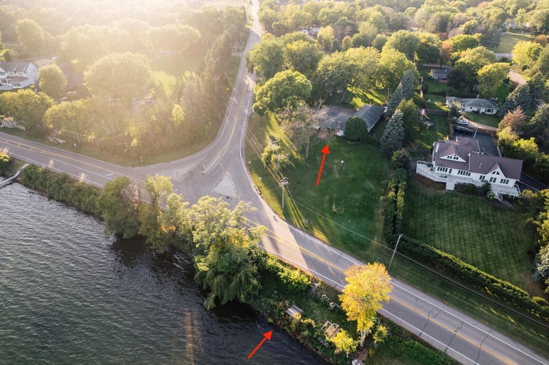 2040 N Shore Dr, Wayzata, MN 55391