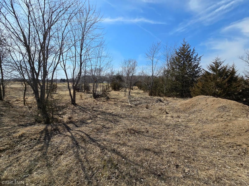 316 Woodsedge Rd, Clearwater, MN 55320