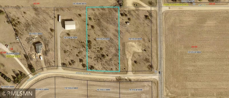 316 Woodsedge Rd, Clearwater, MN 55320