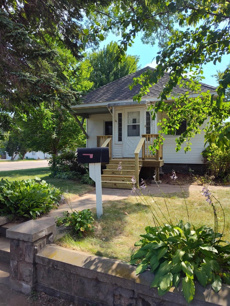 503 Franklin Ave, Crosby, MN 56441