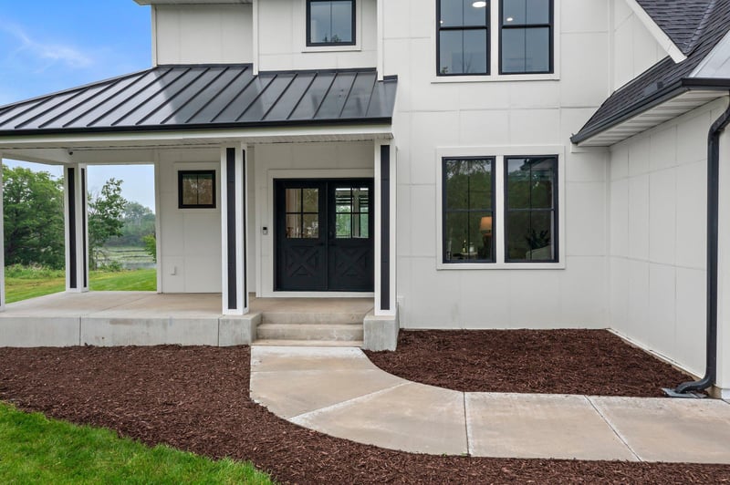 9743 Frontier Ln, Lakeville, MN 55044