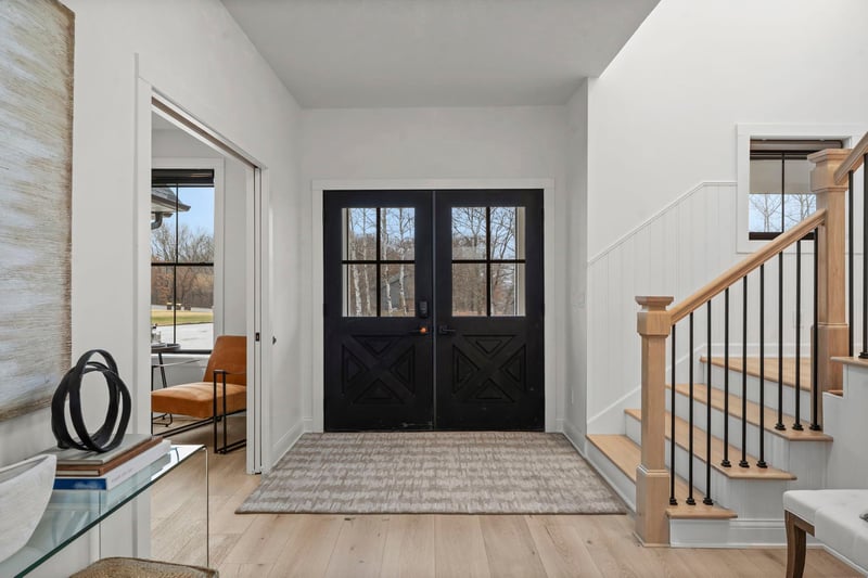 9743 Frontier Ln, Lakeville, MN 55044