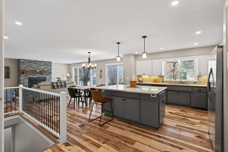 4637 Dale St N, Shoreview, MN 55126