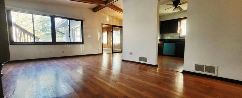 8200 Georgia Ct N, Brooklyn Park, MN 55445