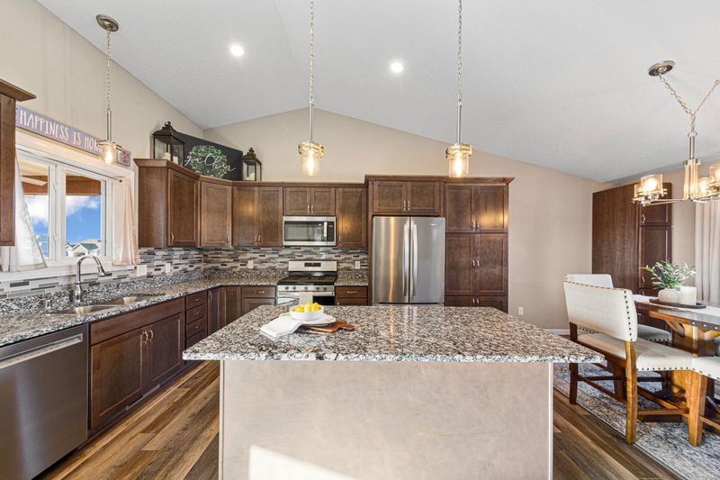 276 Tower Ave, Dundas, MN 55019