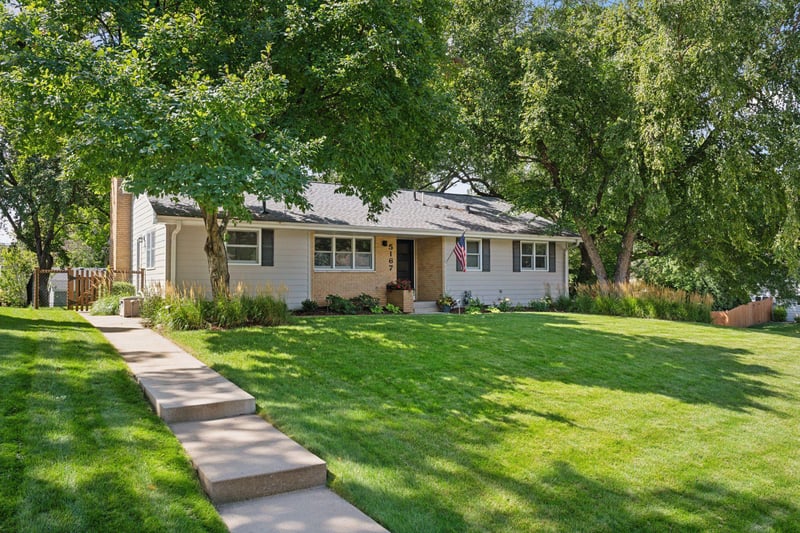 5167 Tifton Dr, Edina, MN 55439