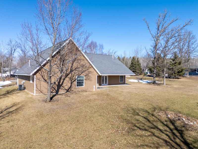 1212 Mcguire Ln, Grand Rapids, MN 55744