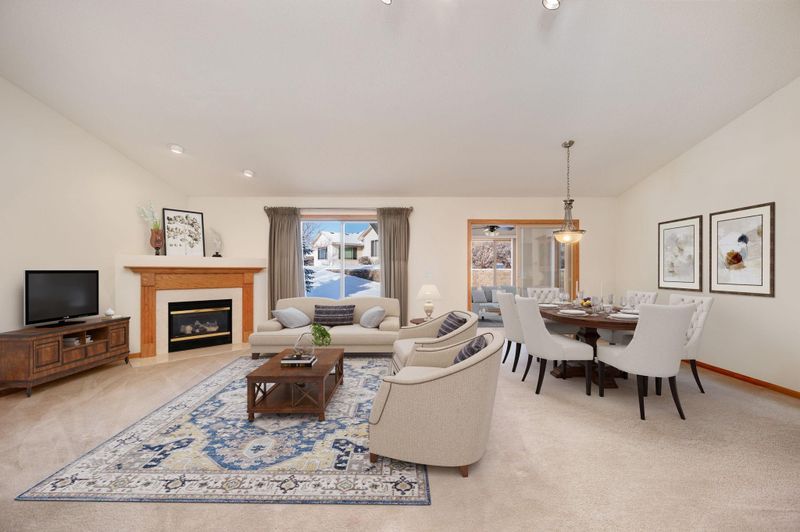 13605 Wellstead Dr, Rogers, MN 55374