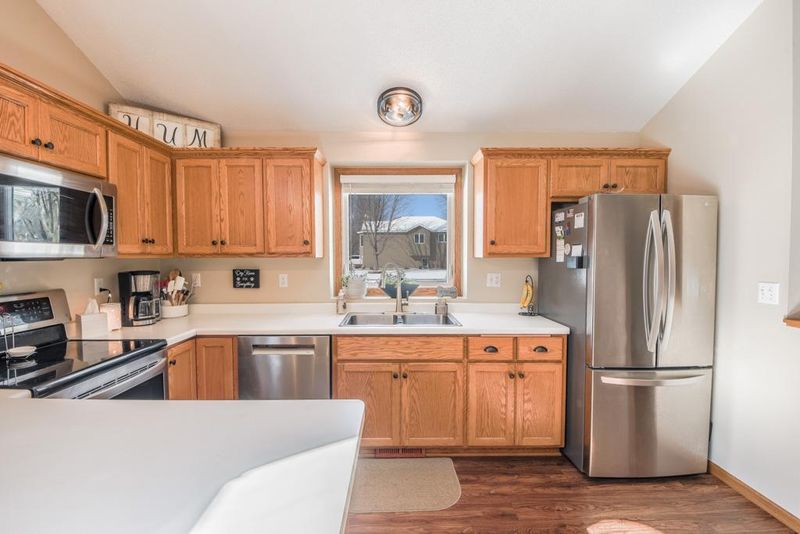 312 Bechtold Dr, Sartell, MN 56377