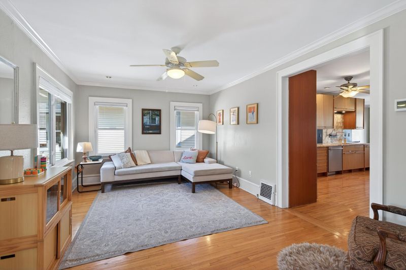 2171 Palace Ave, Saint Paul, MN 55105
