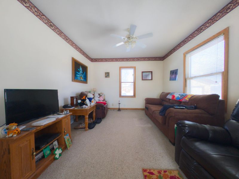 323 3rd Ave NW, Perham, MN 56573