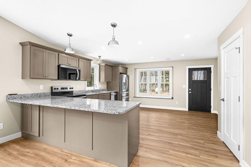 3136 Maple Dr, Cloquet, MN 55720