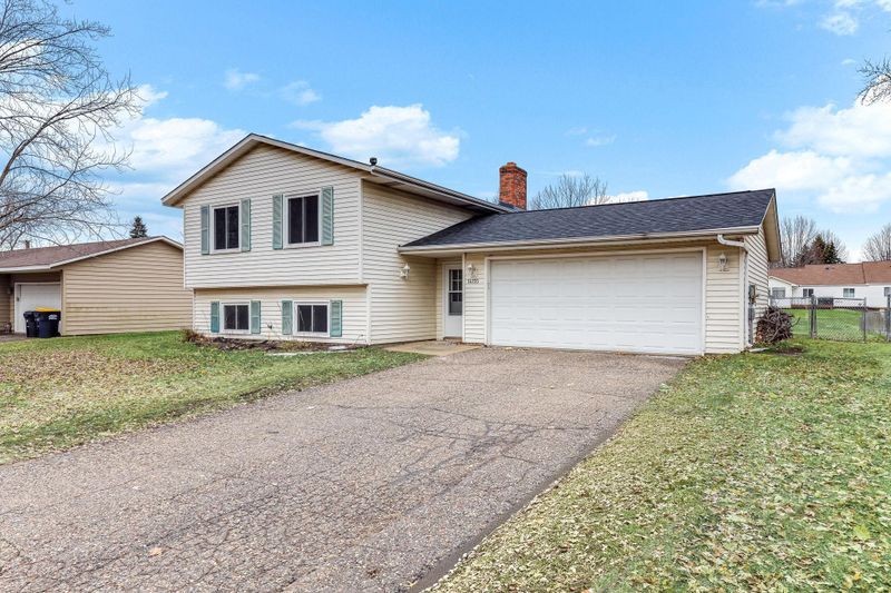14155 Ensley Ct, Apple Valley, MN 55124