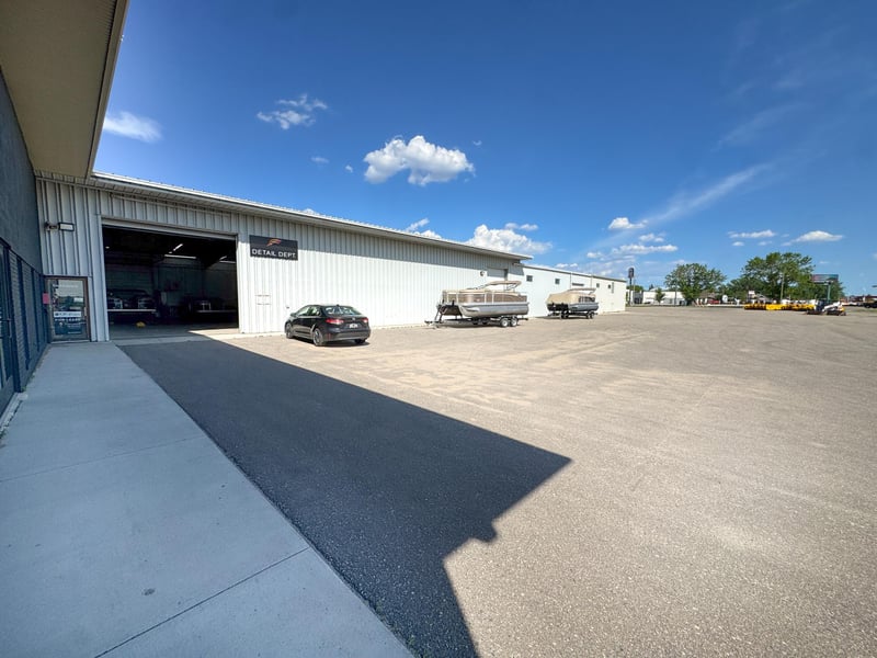712 Frontier Dr, Fergus Falls, MN 56537