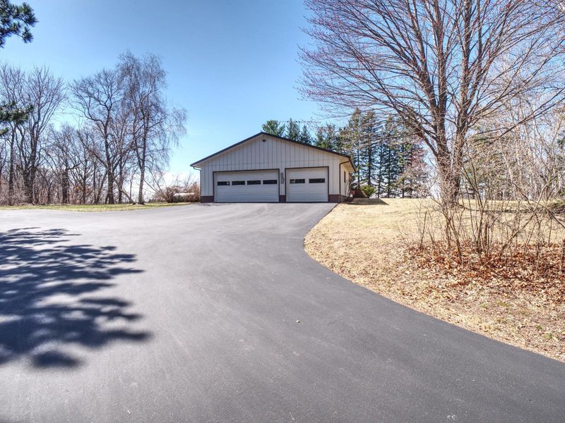 8439 W Folsom St, Eau Claire, WI 54703