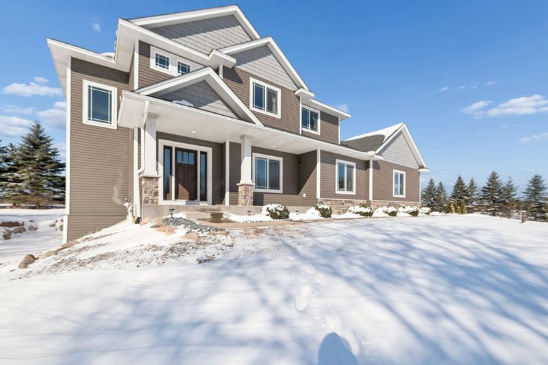 31346 Naples St NE, Cambridge, MN 55008