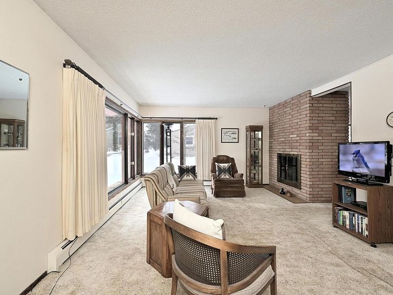 811 SW 4th Ave, Grand Rapids, MN 55744