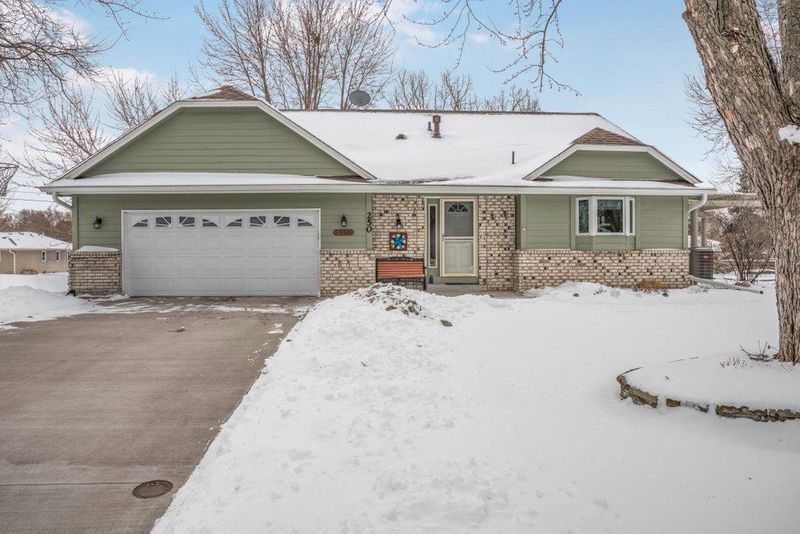 250 112th Ln NW, Coon Rapids, MN 55448