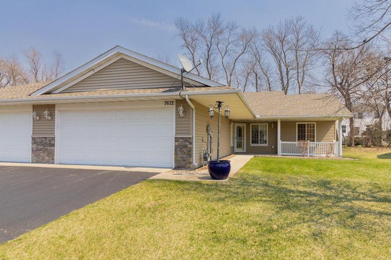 7672 Palisades Ave NE, Elk River, MN 55330