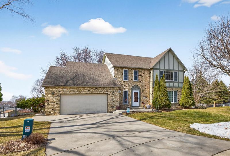 4236 Stoneham Ln NW, Rochester, MN 55901
