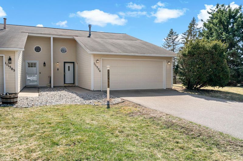 111506 Bender Ct, Chaska, MN 55318