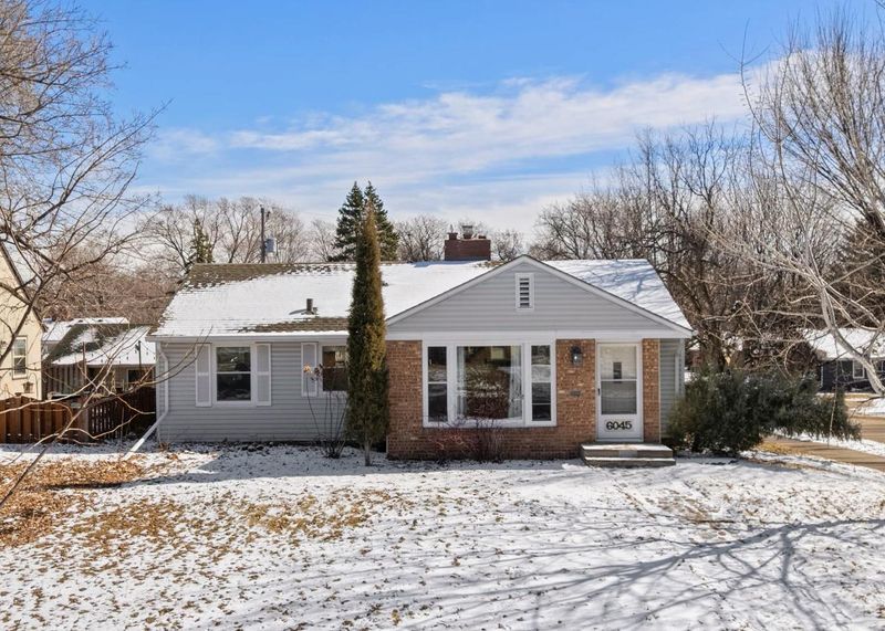 6045 Oakland Ave, Minneapolis, MN 55417