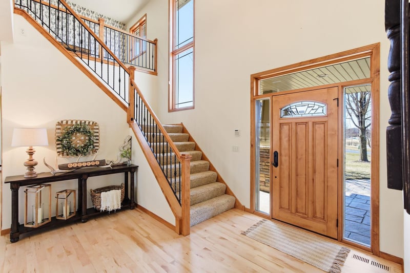 19165 Monarch Ct, Rogers, MN 55374