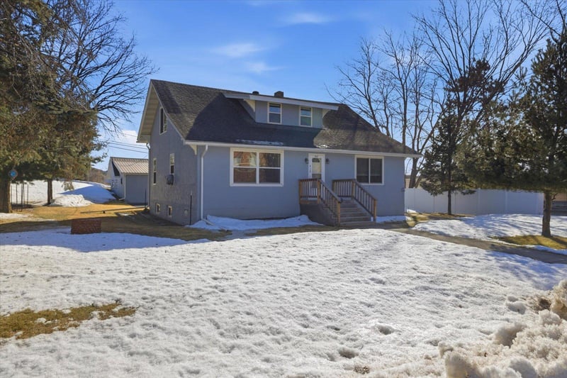 412 2nd St N, Tower, MN 55790