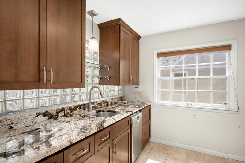 3635 Glenhurst Ave, Saint Louis Park, MN 55416