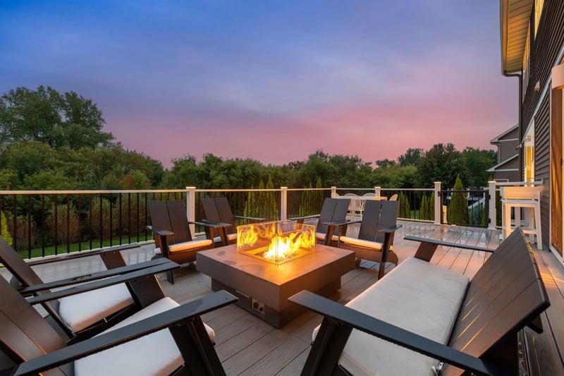 2555 Heron Ln, Victoria, MN 55386