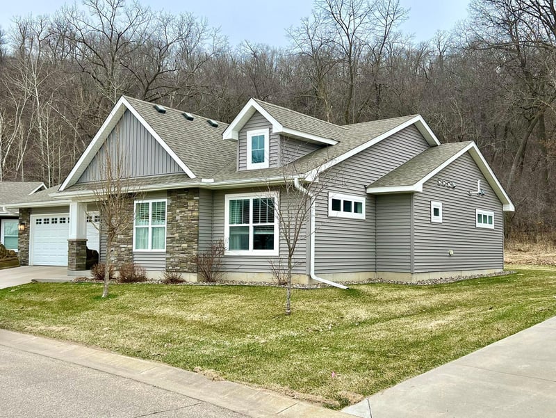 1140 Hewitt Blvd, Red Wing, MN 55066
