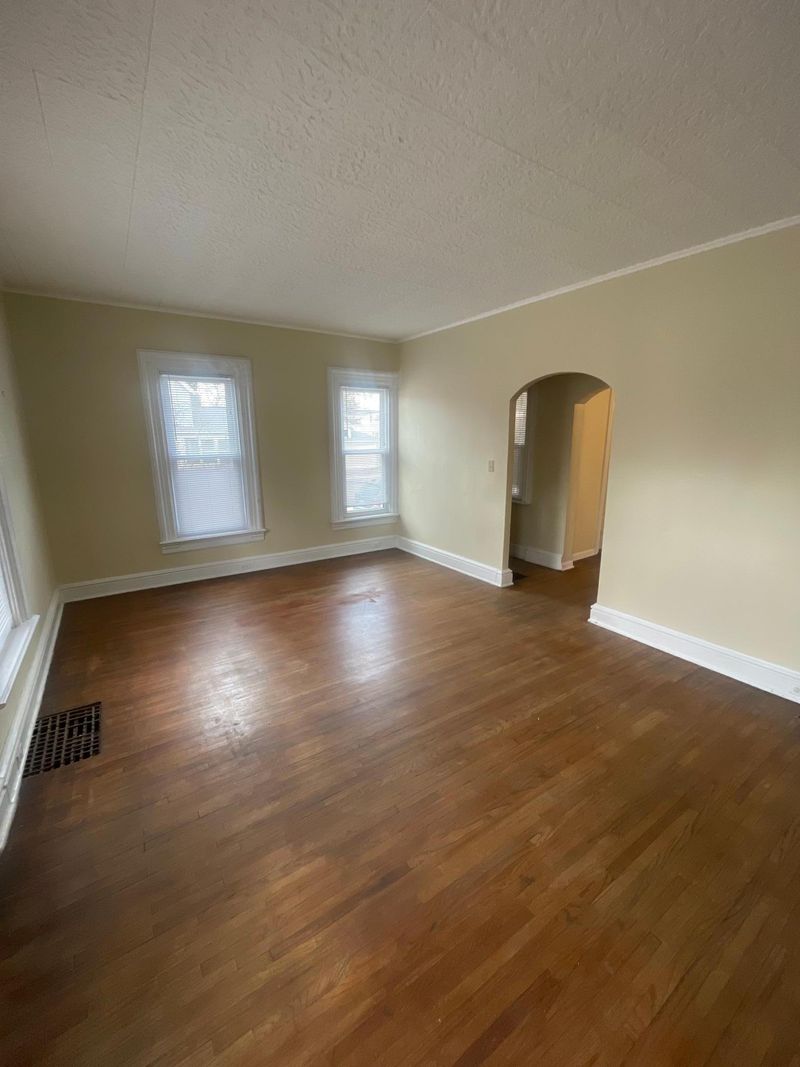 426 W 4th St, Winona, MN 55987