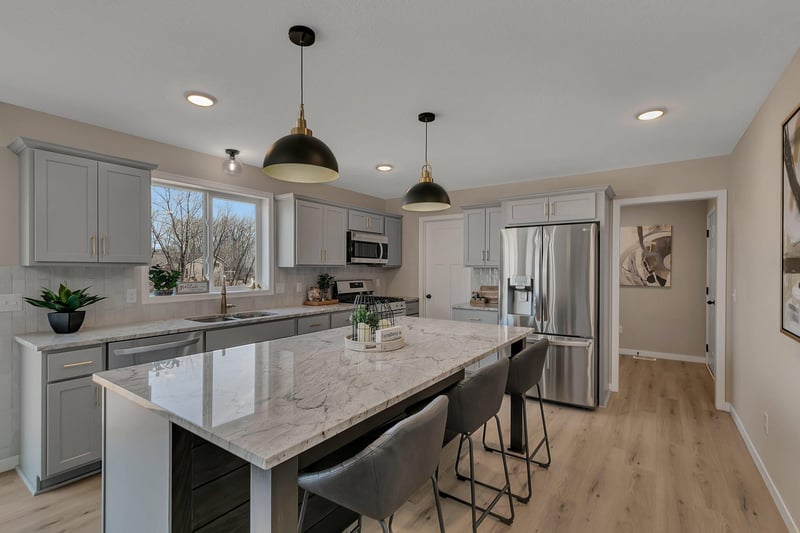 31014 Goldfinch Ln, Rockville, MN 56301