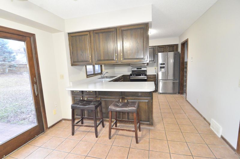 12209 24th Ave S, Burnsville, MN 55337