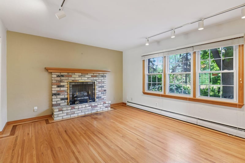 1120 County Road 110 N, Minnetrista, MN 55364