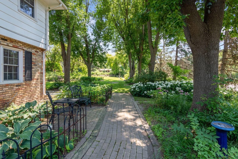 1120 County Road 110 N, Minnetrista, MN 55364