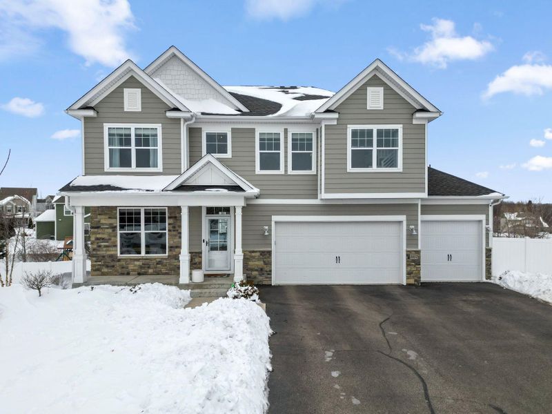 3857 Dakota Ct, Chaska, MN 55318