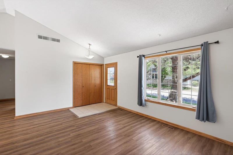3600 Heidelberg Ln, Saint Bonifacius, MN 55375