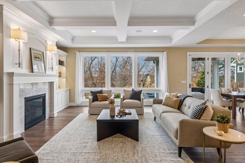 6284 Montee Dr, Eden Prairie, MN 55344