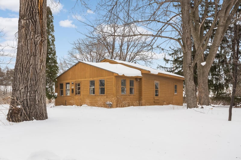 8211 Portland Ave S, Bloomington, MN 55420