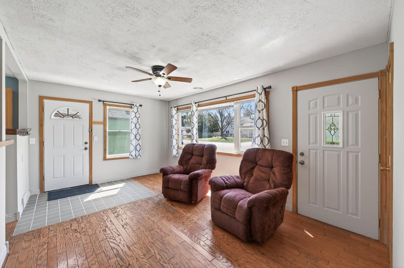 6600 Quebec Ave N, Brooklyn Park, MN 55428