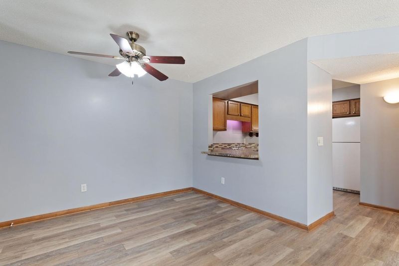 9353 Ranchview Ln N, Maple Grove, MN 55369