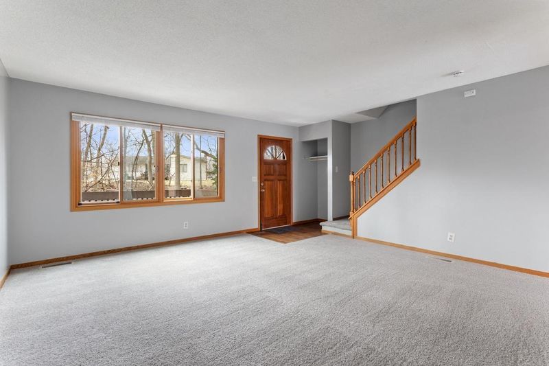 120 W Eagle Lake Dr, Maple Grove, MN 55369