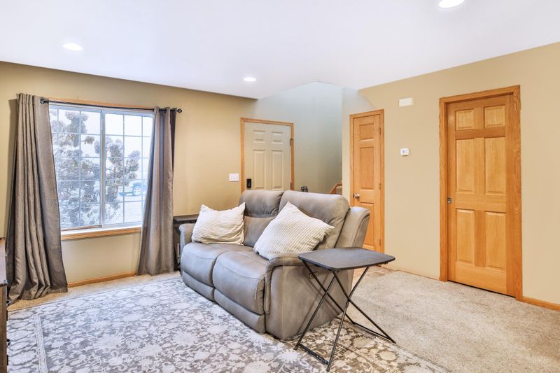 29 6th Ave SE, Dodge Center, MN 55927