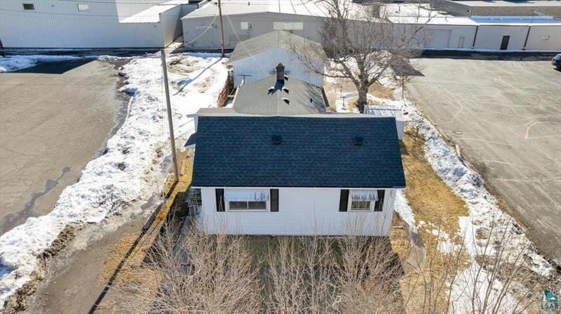 3914 Grand Ave, Duluth, MN 55807