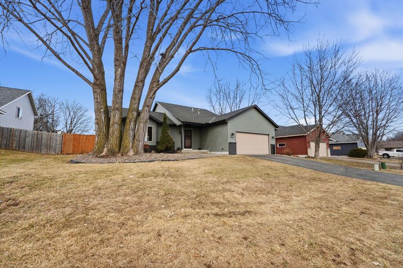 365 13th St N, Sauk Rapids, MN 56379
