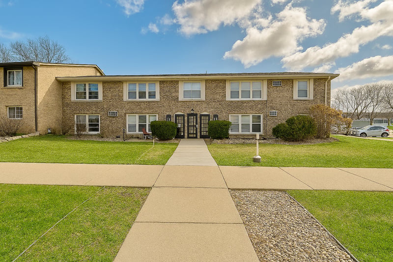 811 Smetana Rd #8, Hopkins, MN 55343