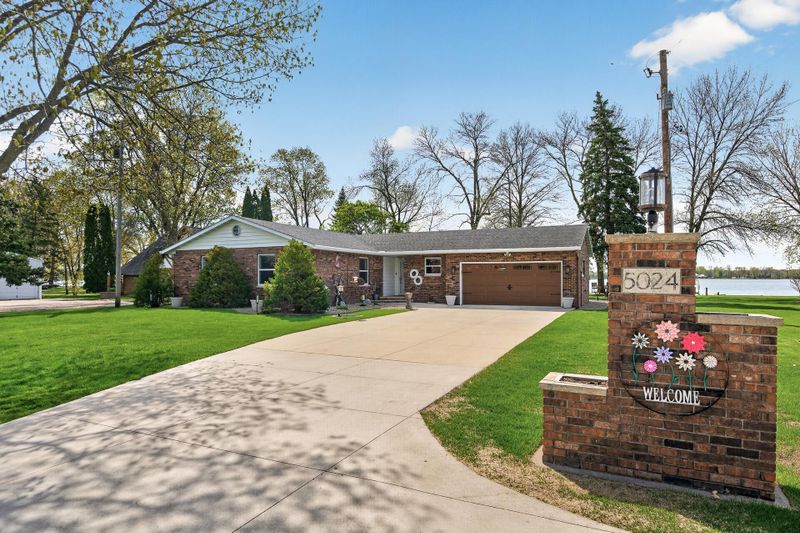 5024 Cannon Lake Trl, Faribault, MN 55021