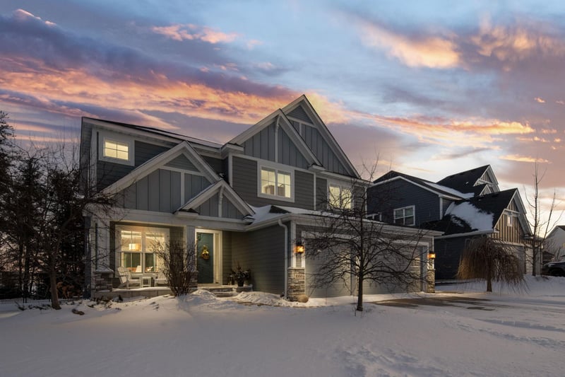 1088 Pine Hill Ln, White Bear Twp, MN 55127
